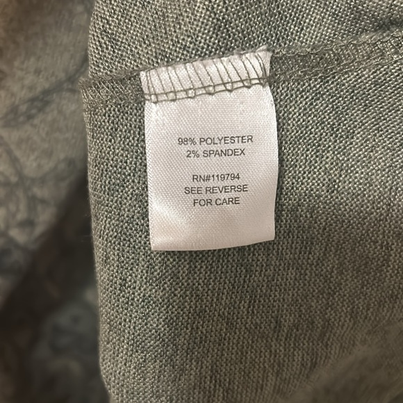 One World Slouch Neck Floral Top - Picture 7 of 8